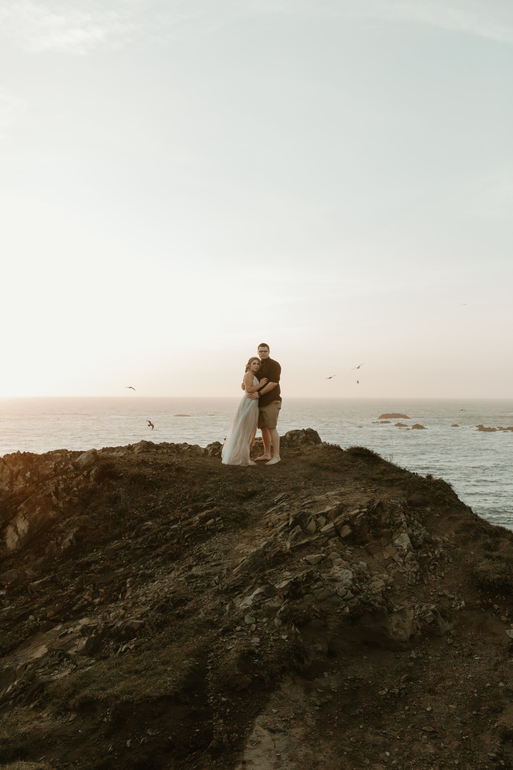 beach-coast-couples-photos