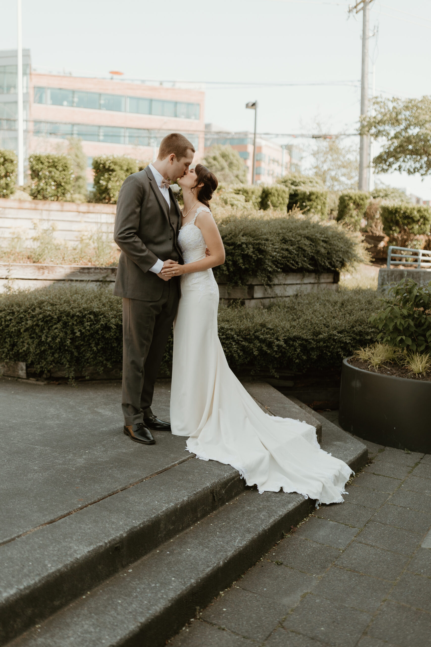 bride and groom kissing in seattle